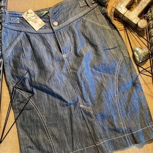 NWT Desert Rose Denim Mini Skirt Size 6